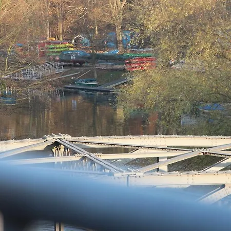 Am Fluss/park *